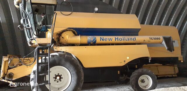 New Holland 5080 №1084 kombajn za žito