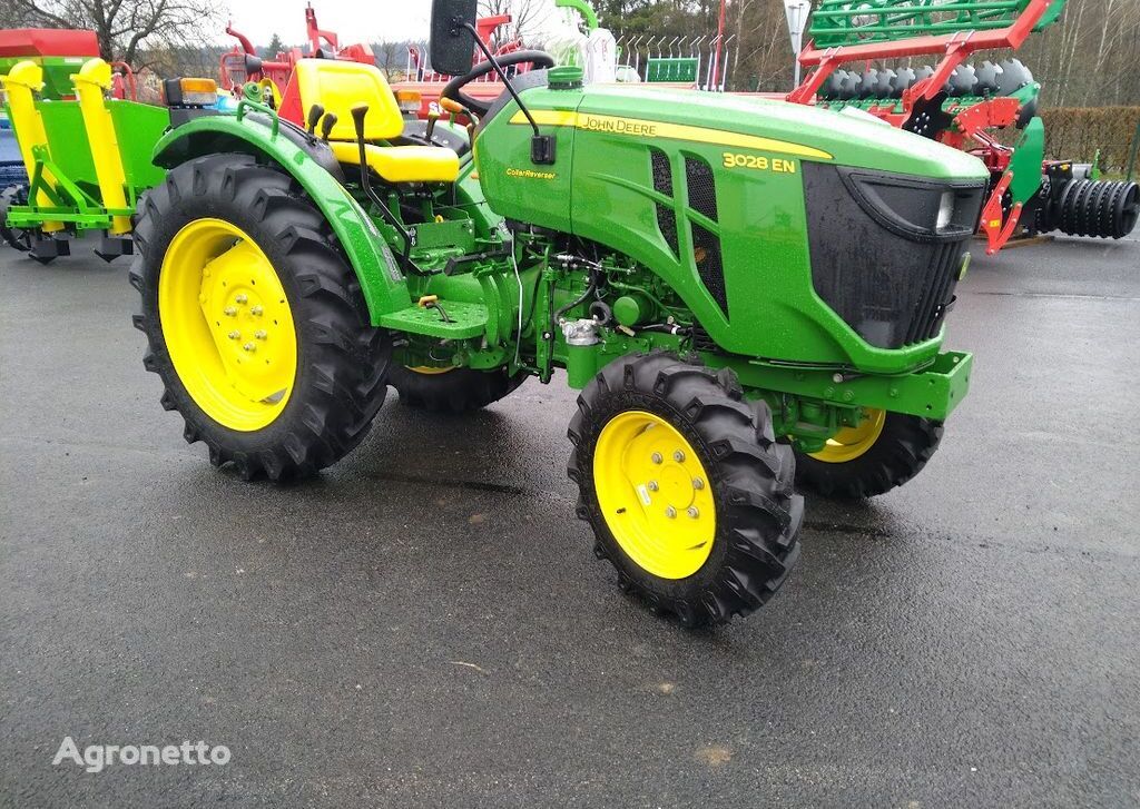 John Deere 3028EN mini traktor