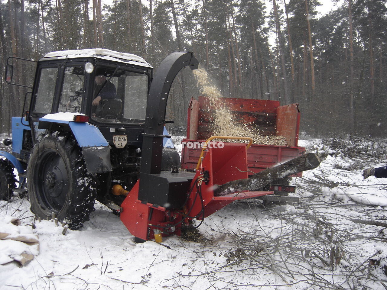 nova Lvovselmash Derevopodribniuiucha mashyna RM160T (navisna na traktor) drobilica za drvo