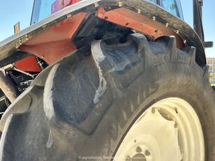 New Holland M135 traktor točkaš