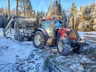 Valtra N154EA traktor točkaš